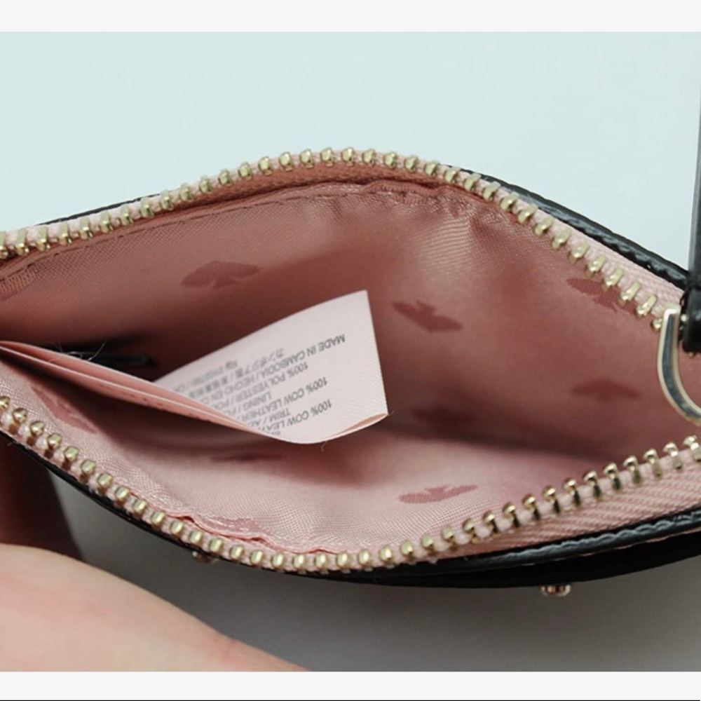 Kate Spade Jeanne Small Zip Card Holder. Warm vellum/black